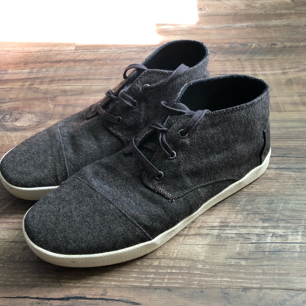 Men’s Toms canvas sneakers